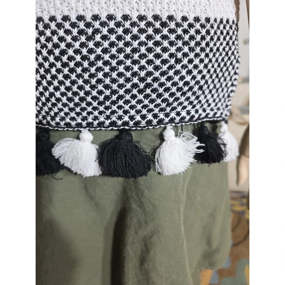 Anthropologie Black And White Knit Women's short sleeve‎ sweater With Tassels S